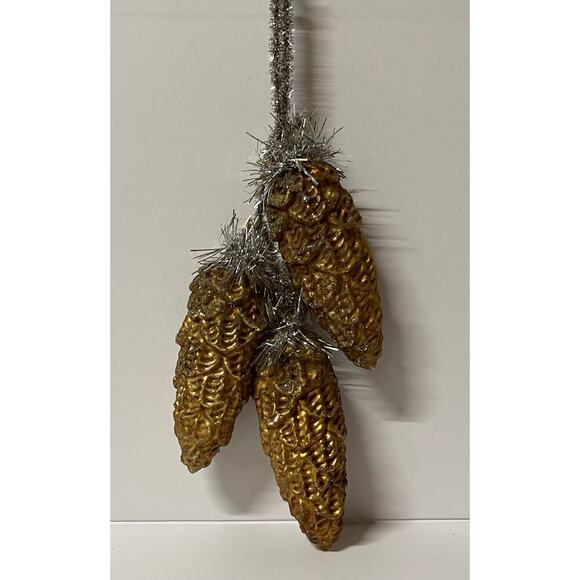 Vintage Style Glitter Pinecones with Tinsel hanger - Picture 1 of 1